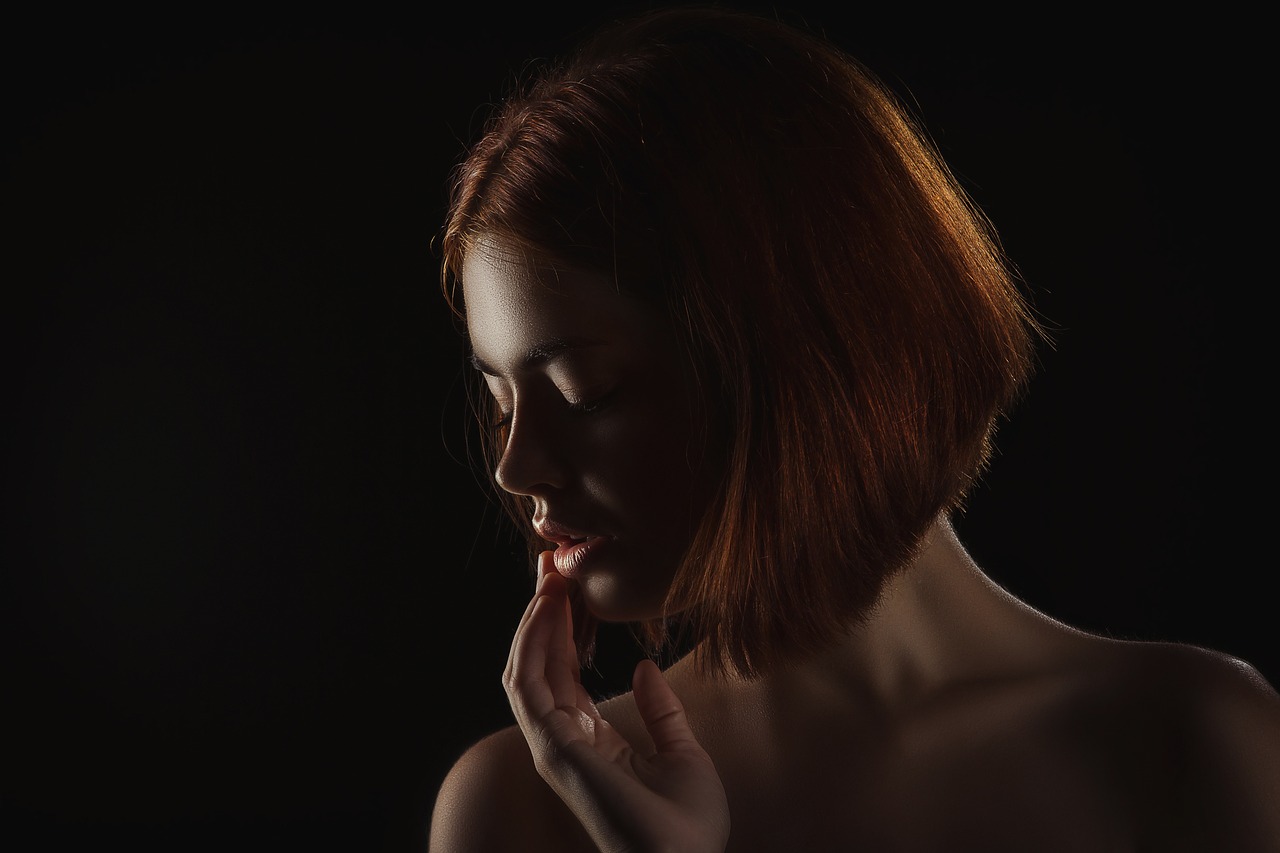 Welche Lippenbewegung macht Sie sofort unglaubwürdig?